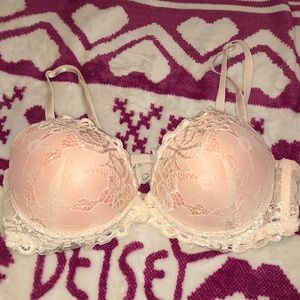 Marilyn Monroe Push up Bra